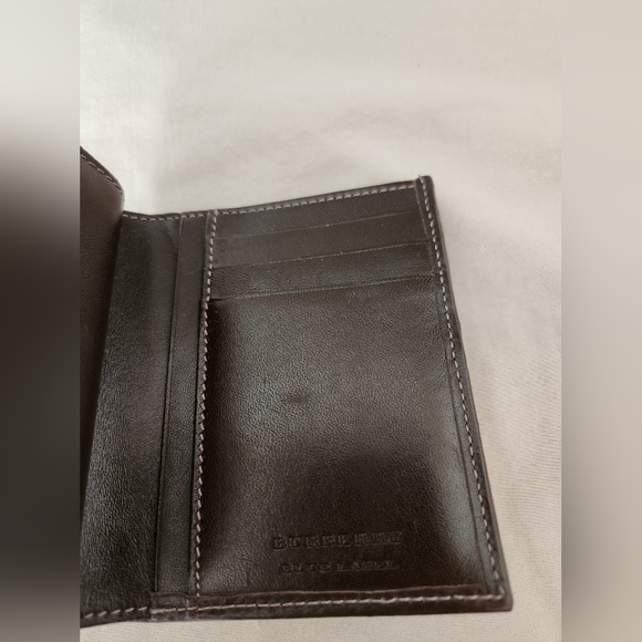 Burberry blue label wallet - Picture 3 of 9